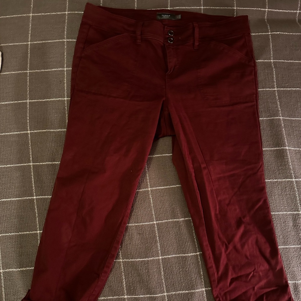 Burgandy crop pants